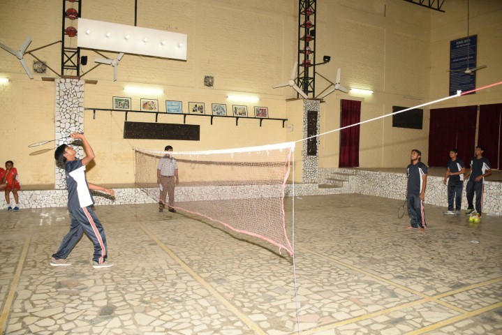 Badminton