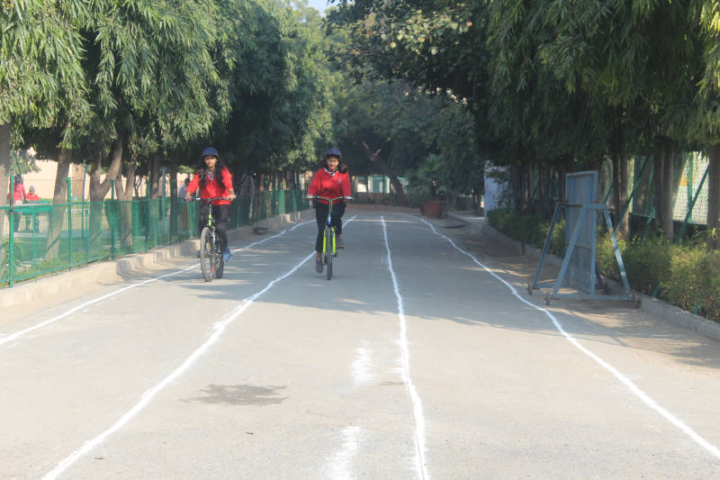 Cycling track