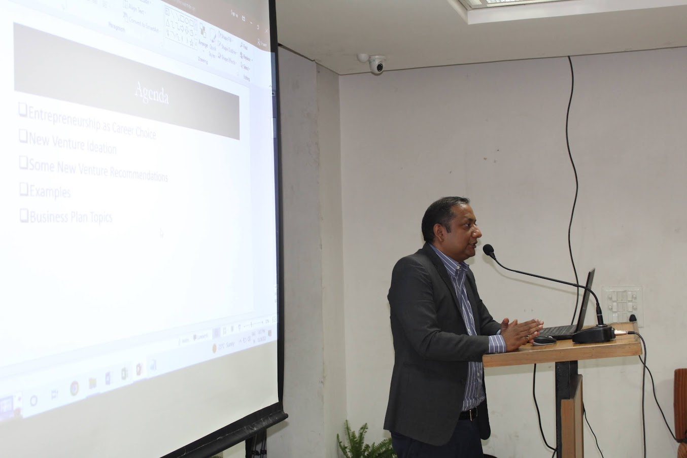 Workshop on Entrepreneurship by Mr Jyoti Prakash, Alumnus 1997 Batch